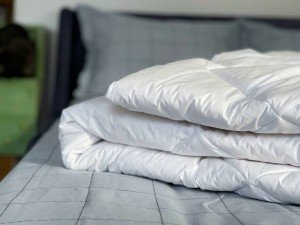 одеяло merino (145 × 205, шерсть мериноса, 300 гр/м2., 100 % хлопок, пуходержащий тик )
